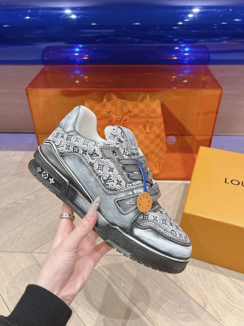 Louis Vuitton Sneakers